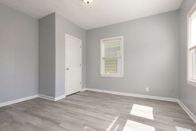 Building Photo - 3624 Parthenia Ave