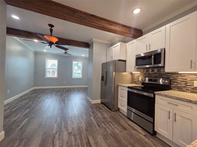 Building Photo - 2509 Avenue K