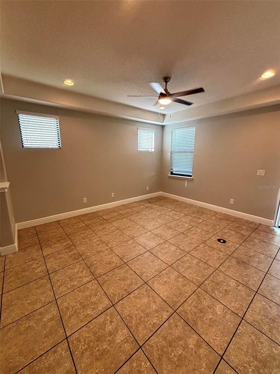 Building Photo - 8171 Roseville Blvd