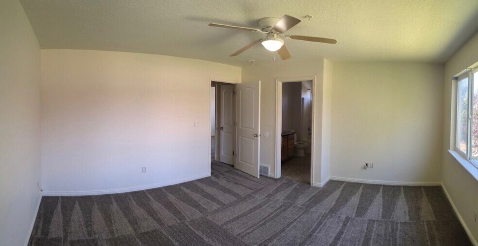Building Photo - 7066 S Thorndale Way