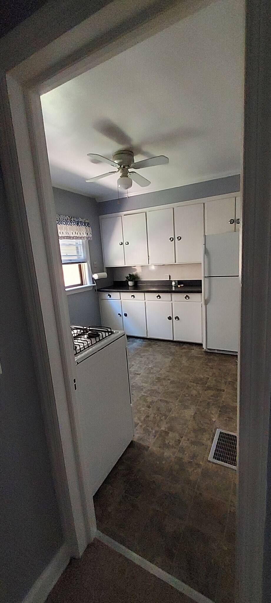 Plenty of cabinets - 2206 8th Ave