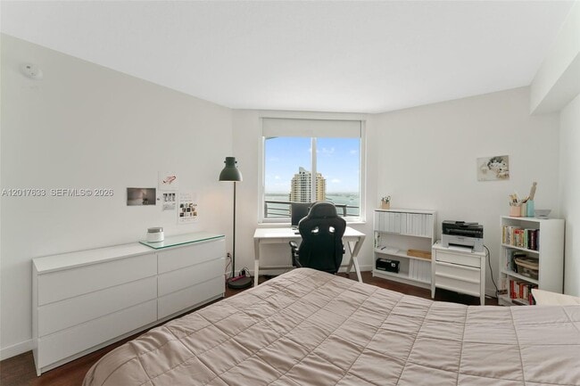 Building Photo - 335 S Biscayne Blvd