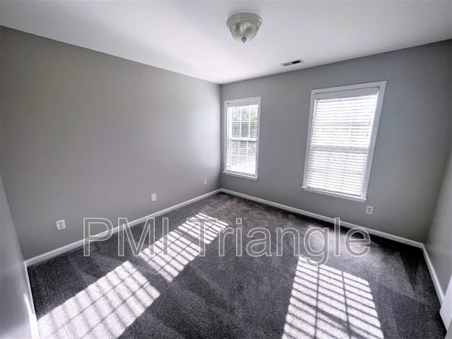Building Photo - 412 Howard Grove Pkwy