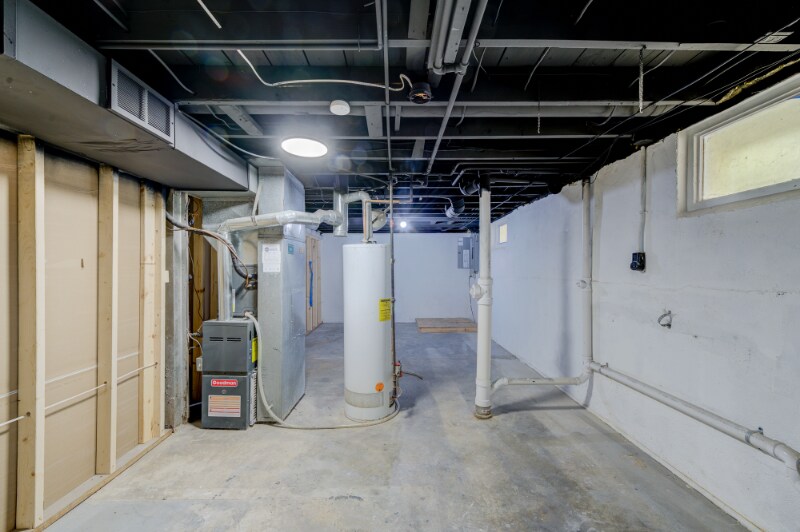 Building Photo - 9701 Echo Ln
