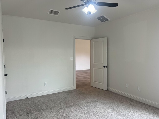 Building Photo - 2507 111th St