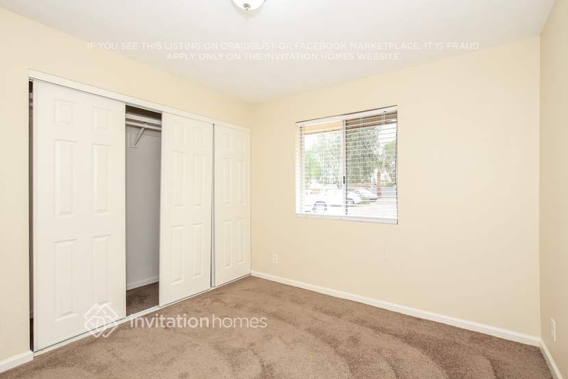 Building Photo - 8615 N 36th Ave