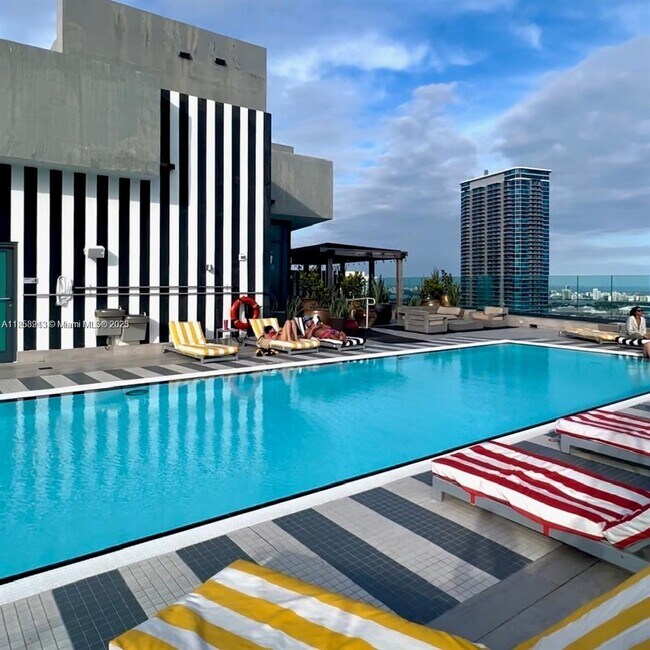 Building Photo - 1300 S Miami Ave