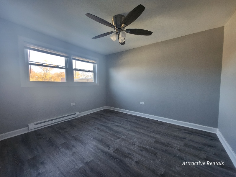 Building Photo - 2113 W 119th St