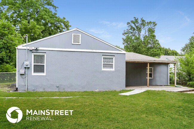 Building Photo - 601 Oak St