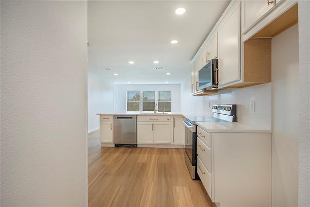 Building Photo - 1618 Pin Oak Trail