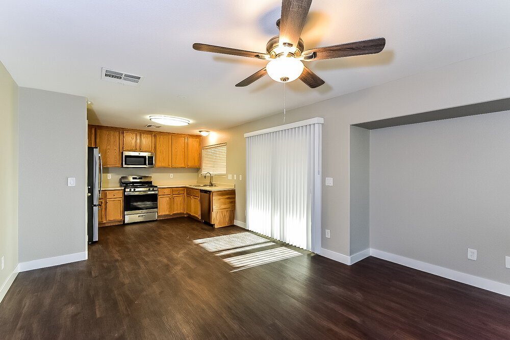 Building Photo - 3609 N Porch Swings Way