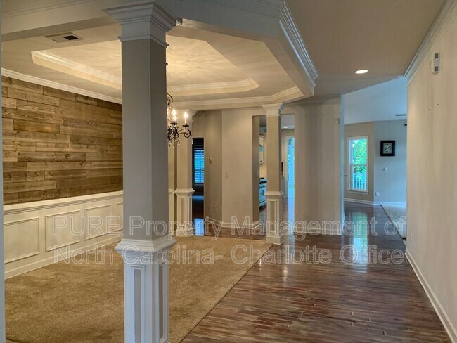 Building Photo - 1289 Winged Foot Dr