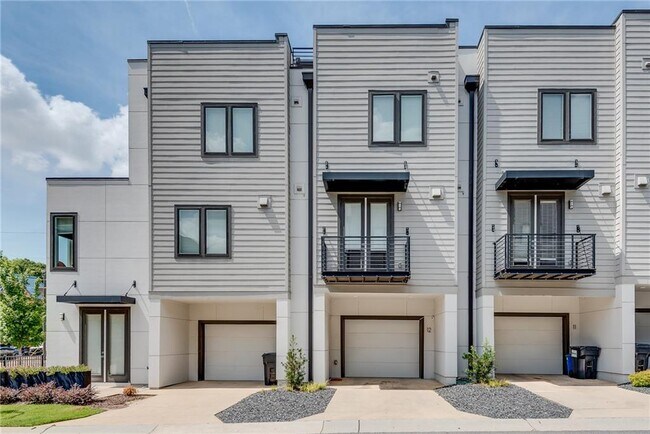 Building Photo - 415 Gartrell St SE