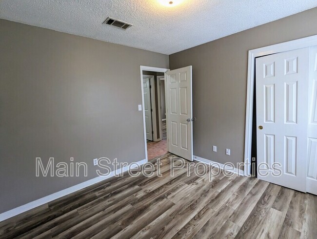 Building Photo - 3441 Jubilee Dr