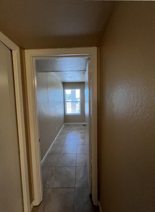 Building Photo - 157 W Inglewood St