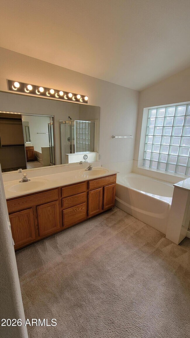 Building Photo - 8529 W Joan De Arc Ave