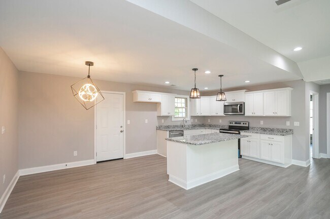 Building Photo - 1229 Berwick Trail