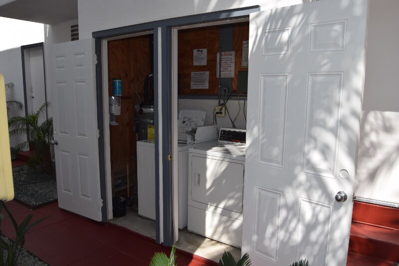 Building Photo - 3381 Grim Ave