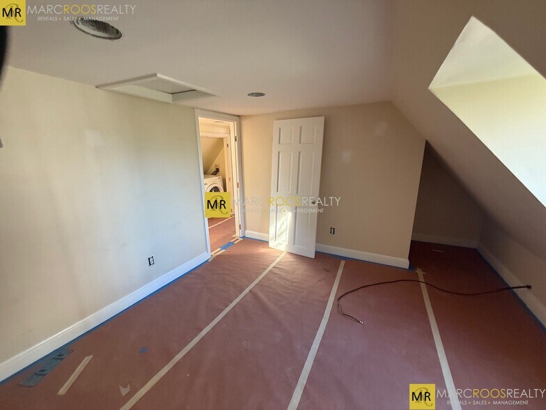 Building Photo - 3 Clarken Ct