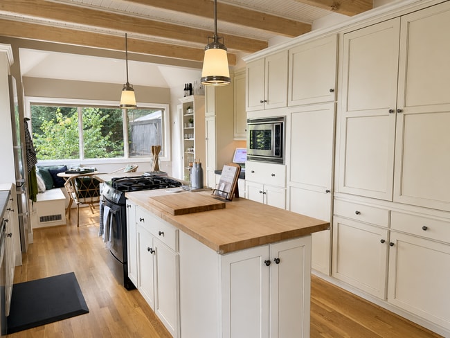 Building Photo - Elegant French Country Home with Lake Washington & Mount Rainier Views