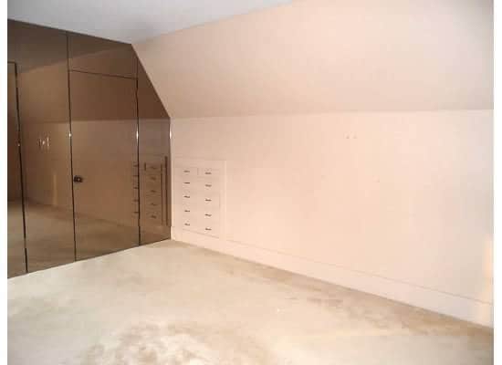 Building Photo - Broadway Hill home