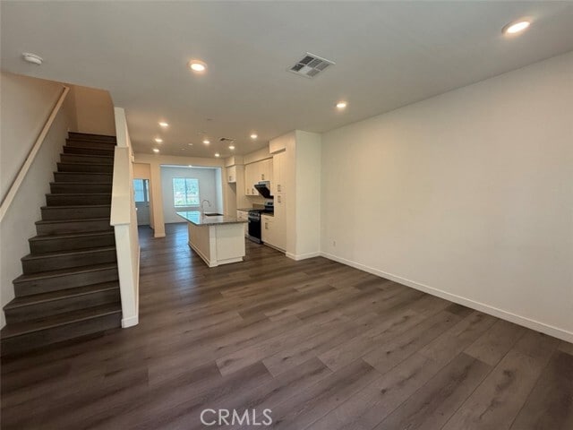 Building Photo - 684 Panorama Ln
