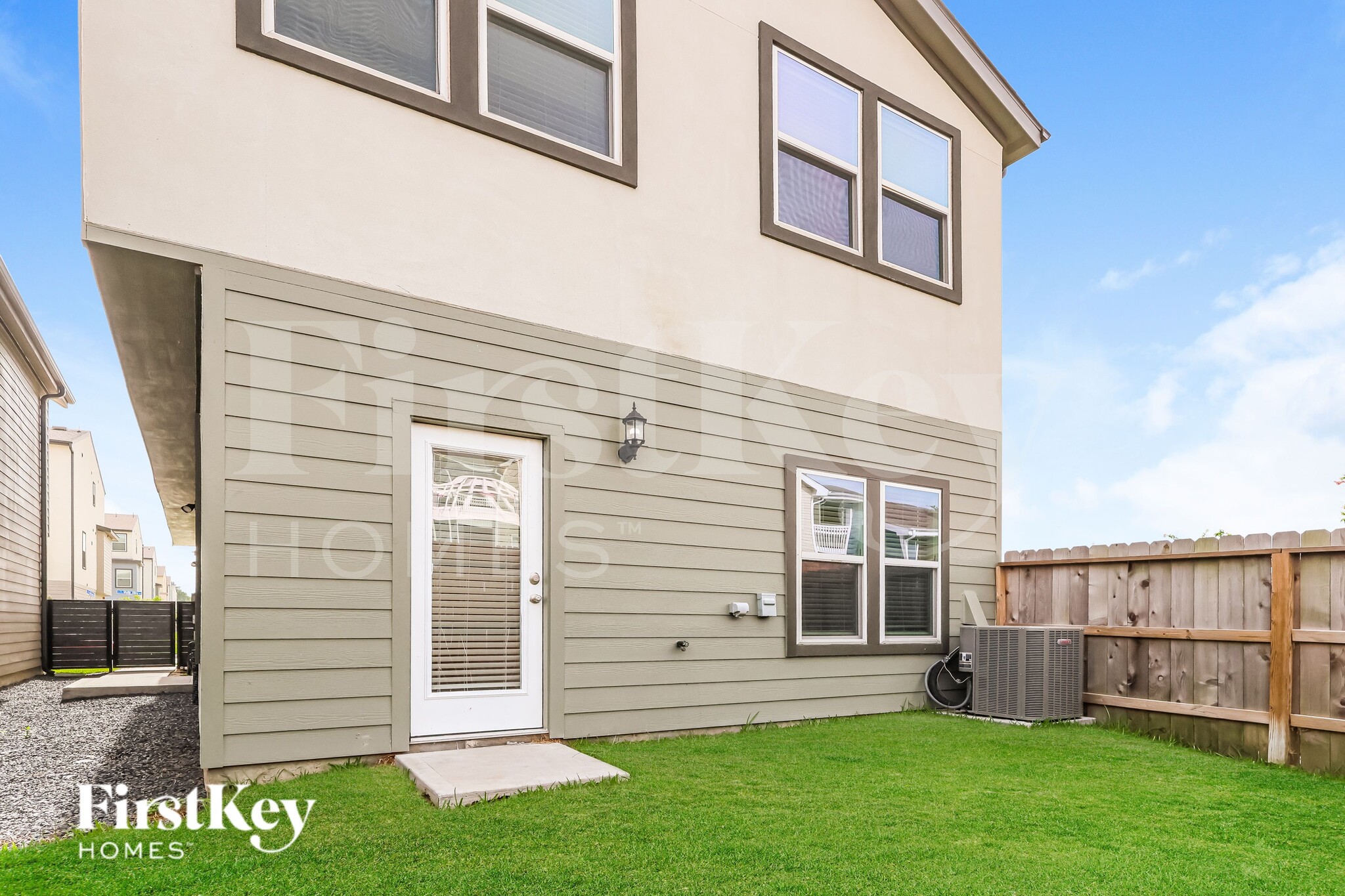 Building Photo - 18342 W Centro Cir
