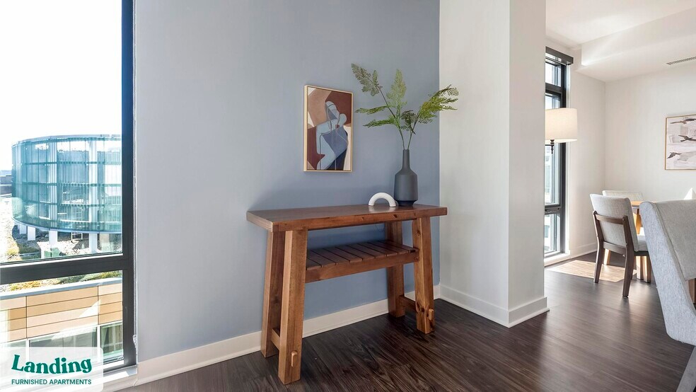 Building Photo - 350 Maple Dr SW