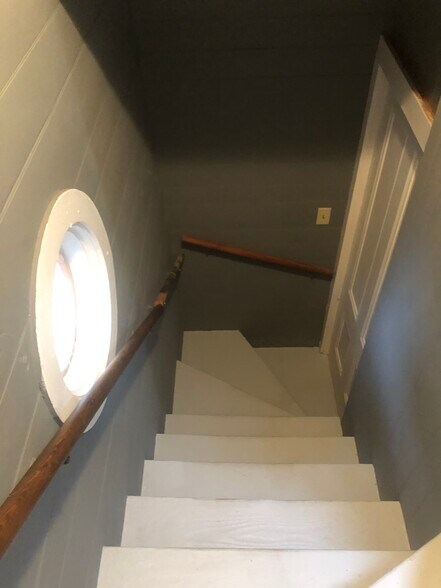 Building Photo - 111 Maxfield St