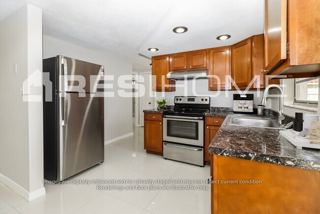 Building Photo - 7310 Potomac Dr