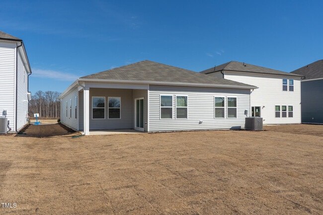 Building Photo - 483 White Birch Ln