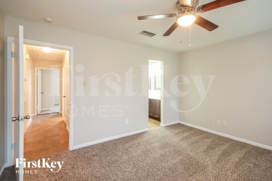 Building Photo - 10411 Cedar Towne Ln