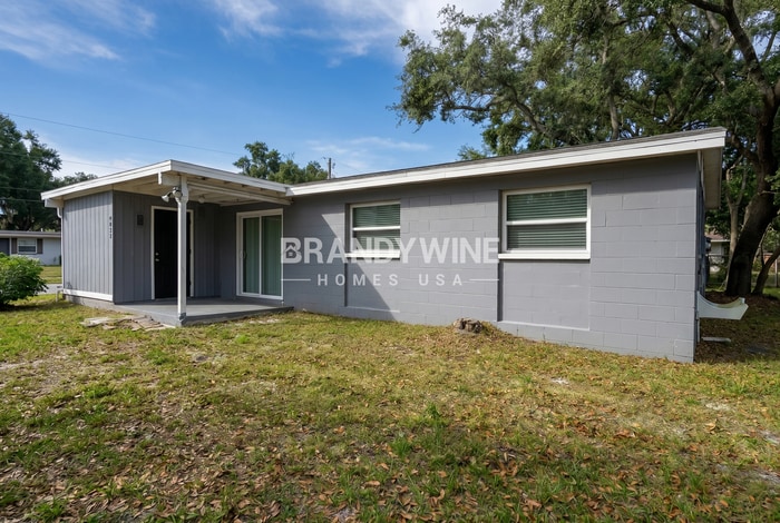 Building Photo - 1206 E Camellia Dr