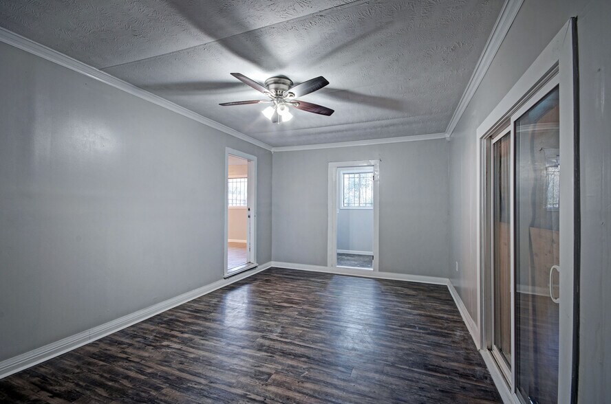 Building Photo - 351 Culley Dr