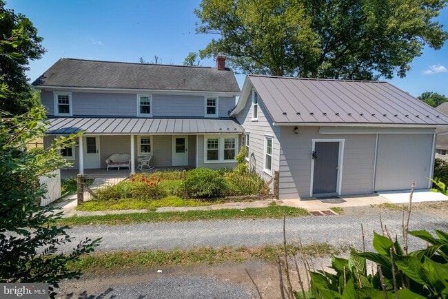 Building Photo - 110 Lyndell Rd