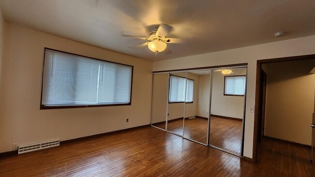 Building Photo - 2421 Adler Cir