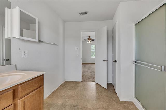 Building Photo - 2141 Franks St
