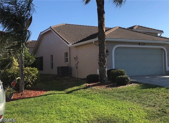 Building Photo - 8223 Breton Cir