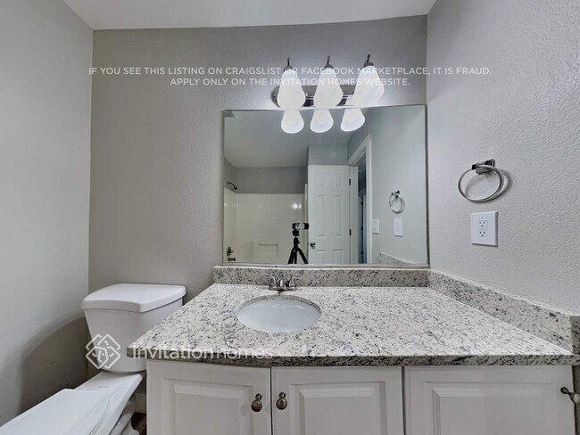 Building Photo - 616 Scotch Pine Dr