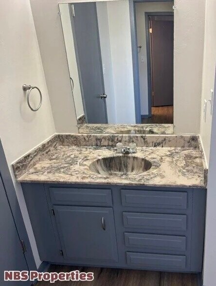 Building Photo - 9149 Cedarpark Ln