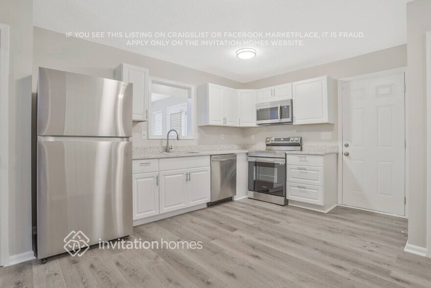 Building Photo - 6765 Creek Valley Way