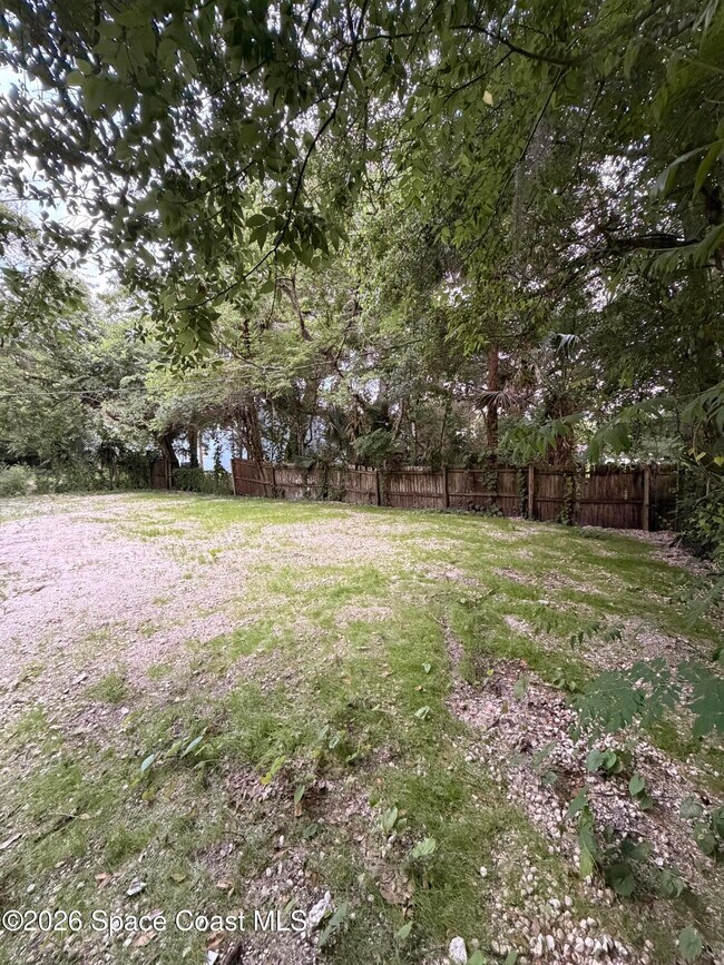 Building Photo - 2309 Anna Dr