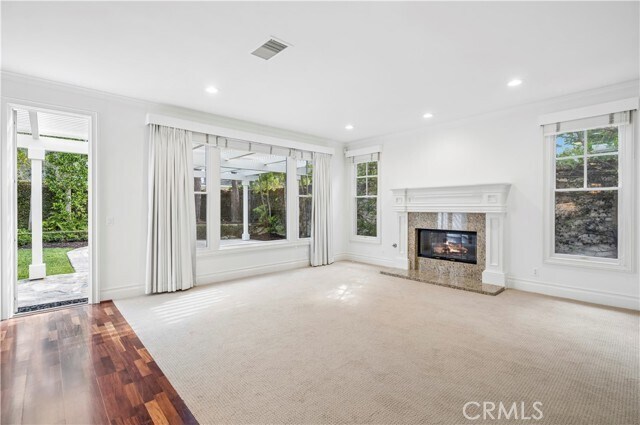 Building Photo - 15 Jupiter Hills Dr