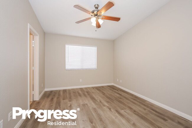 Building Photo - 5238 Olive Dale Ct