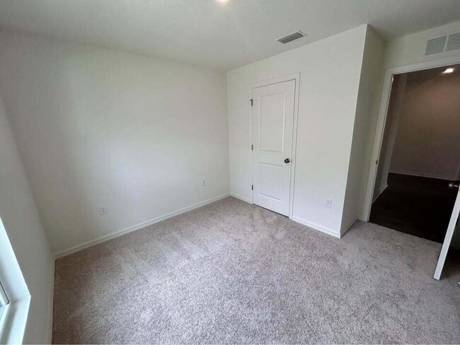 Building Photo - 1256 Stone Ridge Cir