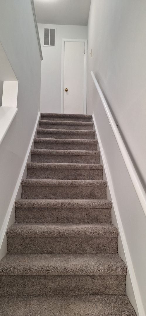 Building Photo - 2 Bedroom Town Home Style, beautiful tree-lined property off Western Blvd in Raleigh.