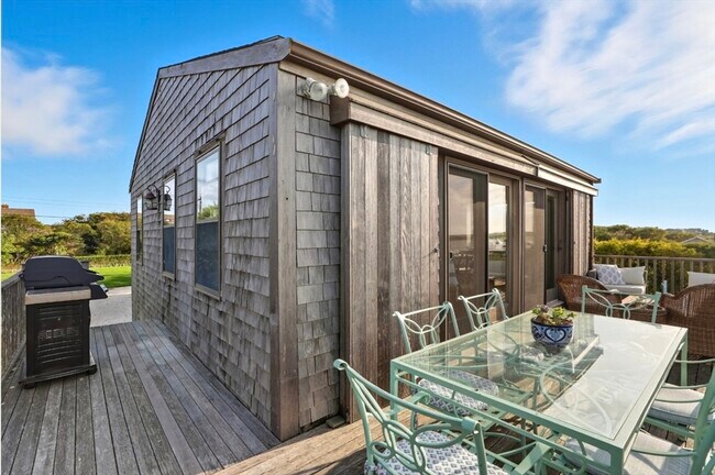 Building Photo - 26 Tennessee Ave