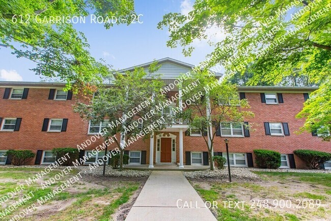 Building Photo - Hidden Lane Apartments