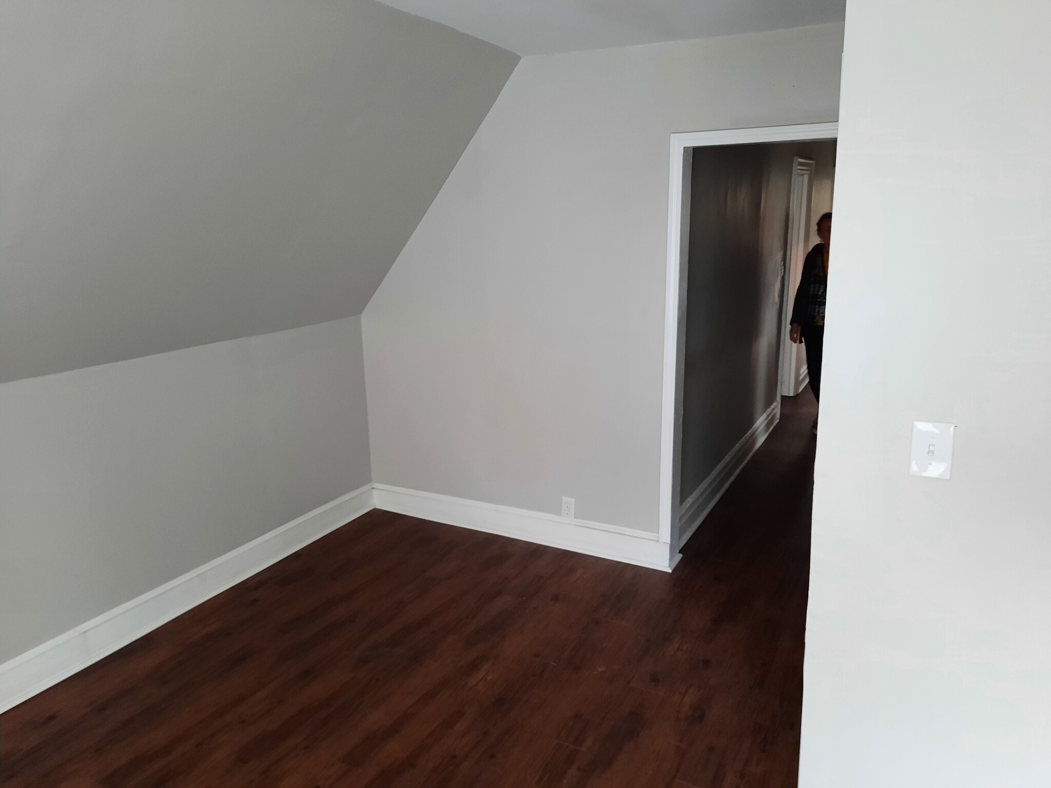 Living Room 1B - 257 W Utica St