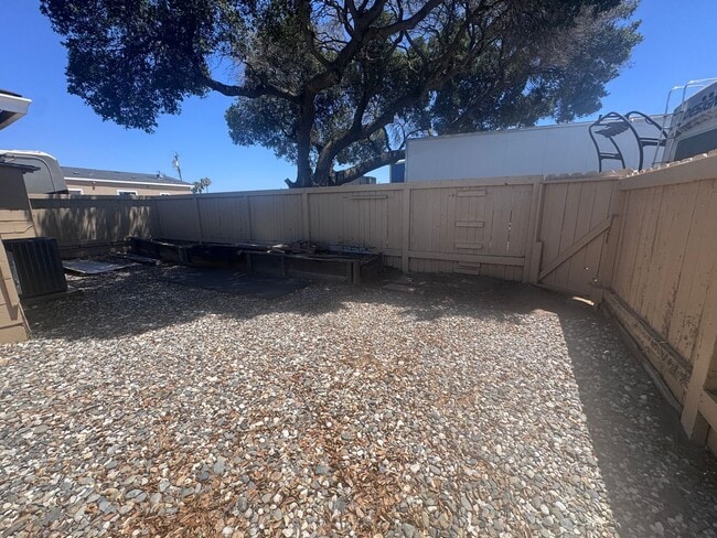 Building Photo - Rare waterfront rental home opportunity at the blue sky Marina in Antioch!